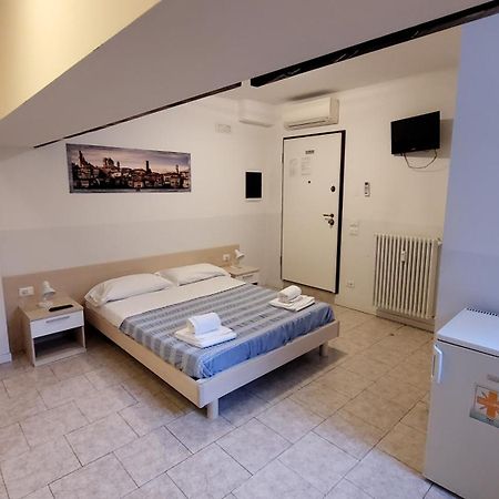 Hb Appartamenti In Centro Bergamo Eksteriør billede