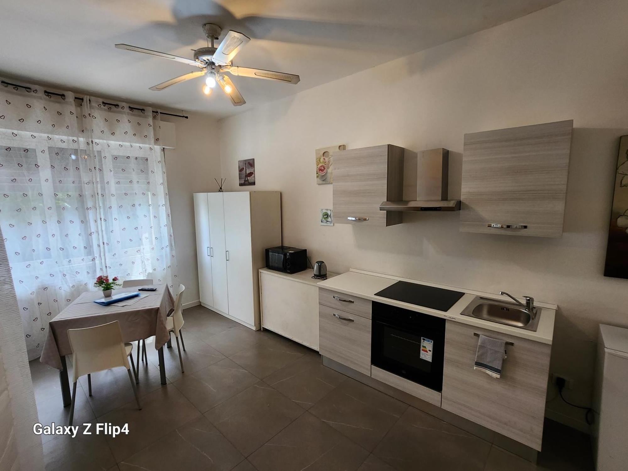 Hb Appartamenti In Centro Bergamo Eksteriør billede